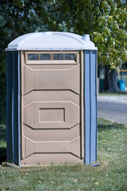 Portable Toilet Options We Offer in Sagamore, MA